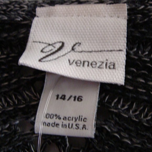 Gray & Black Short Sleeve V-Neck SWEATER DRESS By VENEZIA Sz 14/16 - Picture 6 of 8
